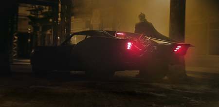 The Batman : le réalisateur nous dévoile les premières images de la Batmobile de Robert Pattinson