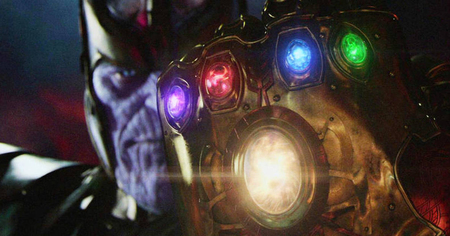 Marvel Legend Avengers Infinity War : le gant d'infinité interactif de Thanos est superbe