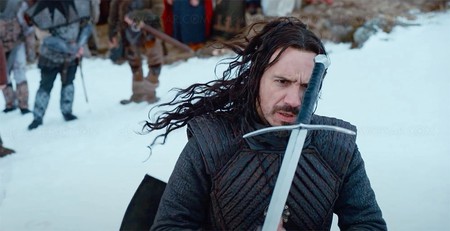 Kaamelott Premier Volet : on sait enfin pourquoi Arthur a mis si longtemps avant de revenir en Bretagne