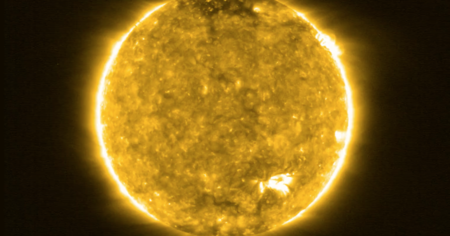 Voici les premières images de la sonde Solar Orbiter dévoilant le Soleil comme on ne l'a jamais observé !