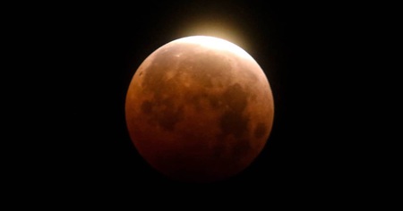 Ce vendredi 19 novembre va avoir lieu la plus longue éclipse lunaire du XXIe siècle