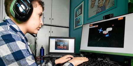 Cet Italien de 9 ans profite du confinement pour créer un jeu viral pour combattre le Covid-19