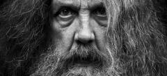 Alan Moore, génie du comics, sort de sa retraite avec un déluge d'oeuvres diverses