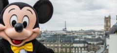 Partez à la chasse au trésor dans Paris pour mettre la main sur des pièces d'or de Mickey !