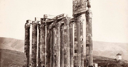 Une photo du Temple de Zeus d'Athènes de 1858 va faire resurgir un surprenant petit bout d'histoire