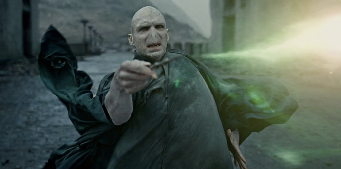Voldemort utilisant le sort d
