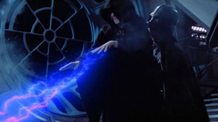 Dark Vador trahit Palpatine dans Le Retour du Jedi