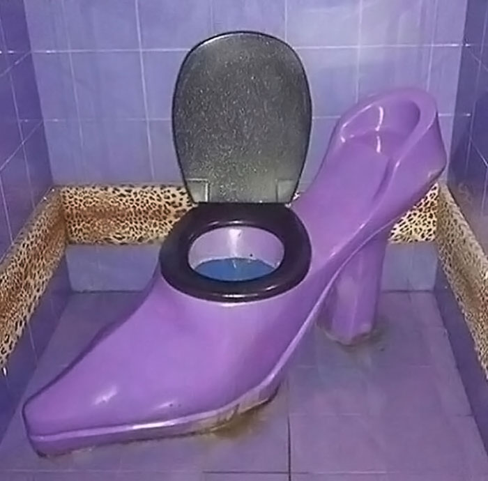 un wc chaussure