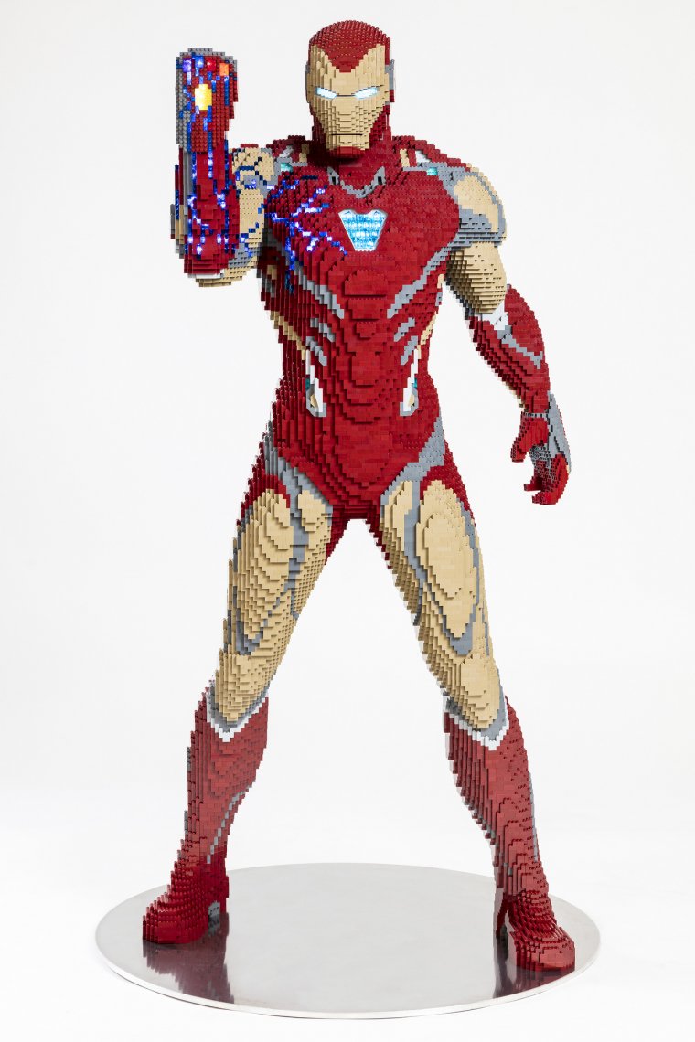 DIY : Une magnifique statue d'Iron Man taille réelle en carton