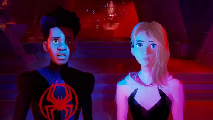 Miles Morales et Gwen Stacy dans Spider Man Across the Spider Verse