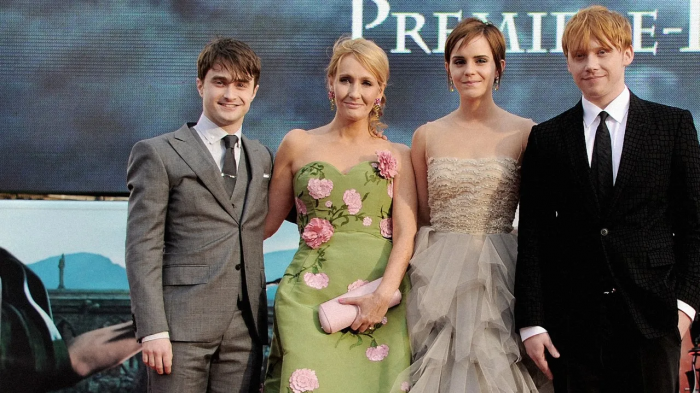 JK Rowling et les acteurs de la saga 