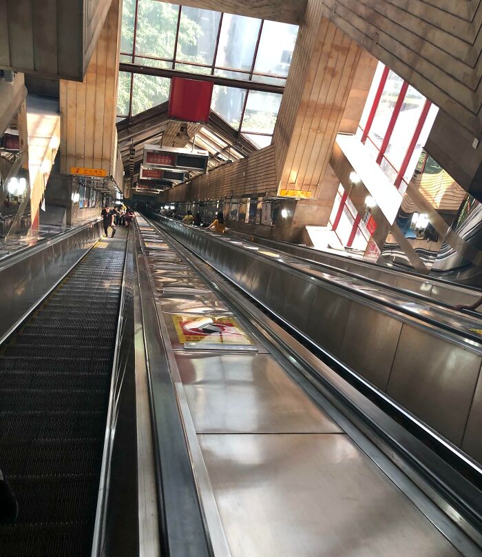 escalator géant