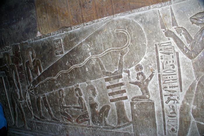 Bas-refliefs du temple de Denderah
