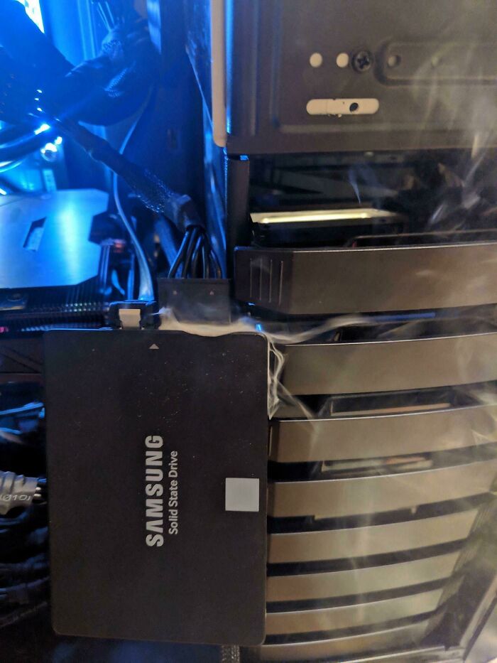 disque SSD qui fume