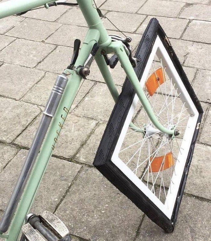 pneu carré sur une vélo