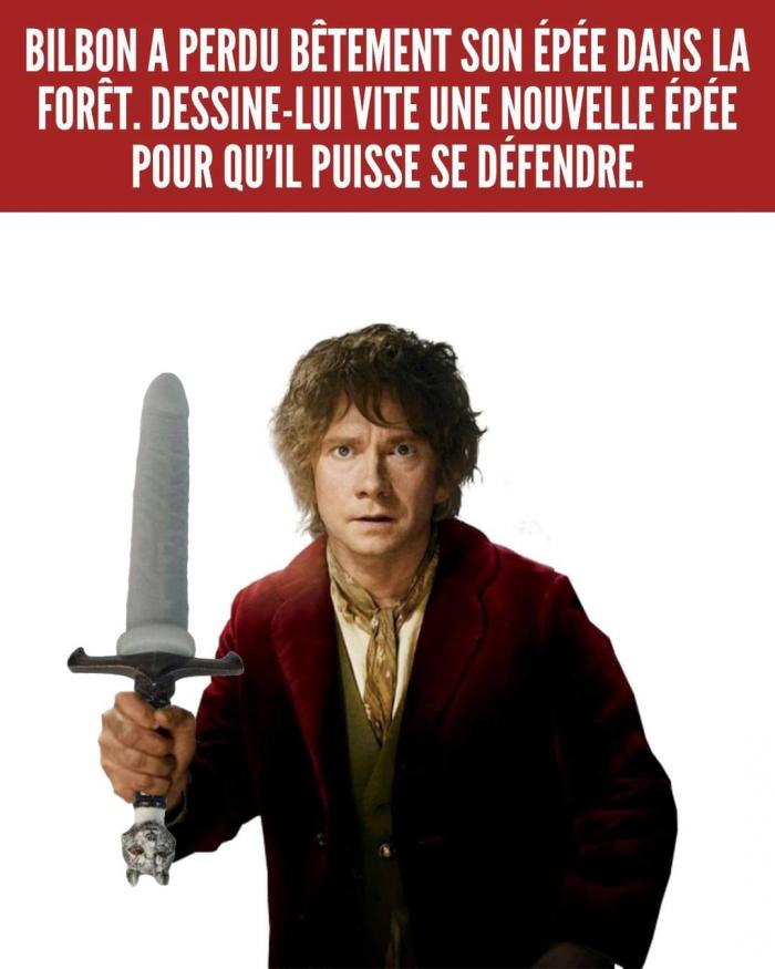 Bilbon avec une épée en mousse