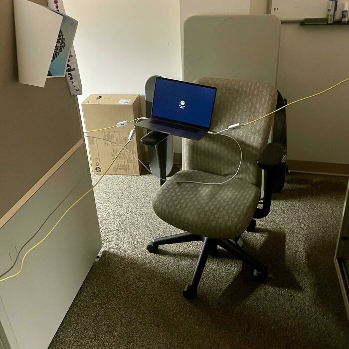 unpc portable sur un bureau