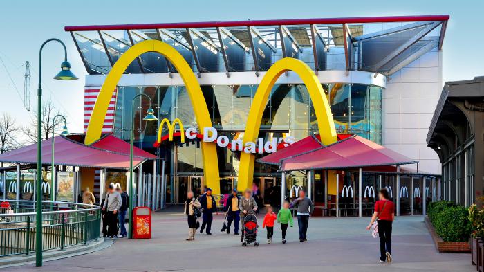 La façade du McDonald
