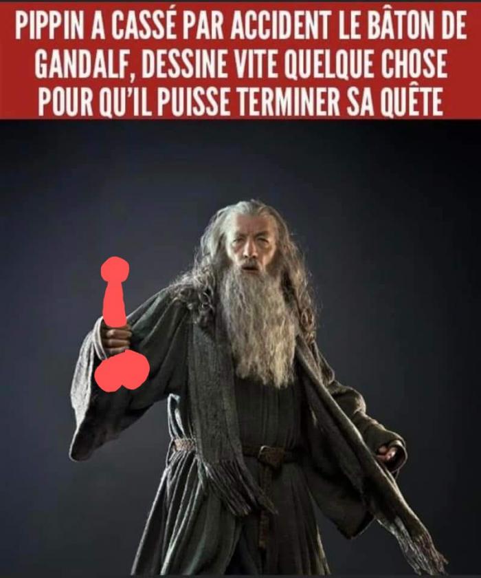 Gandalf avec un jouet pour adulte
