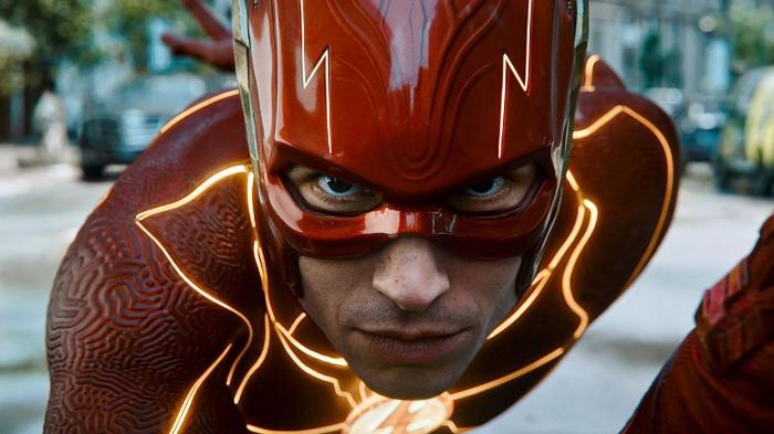 Ezra Miller en Flash dans The Flash de DC