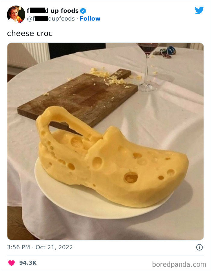 une chaussure en fromage