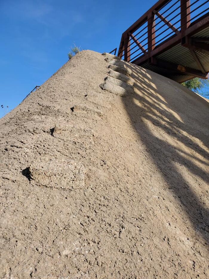 escalier en terre et sable