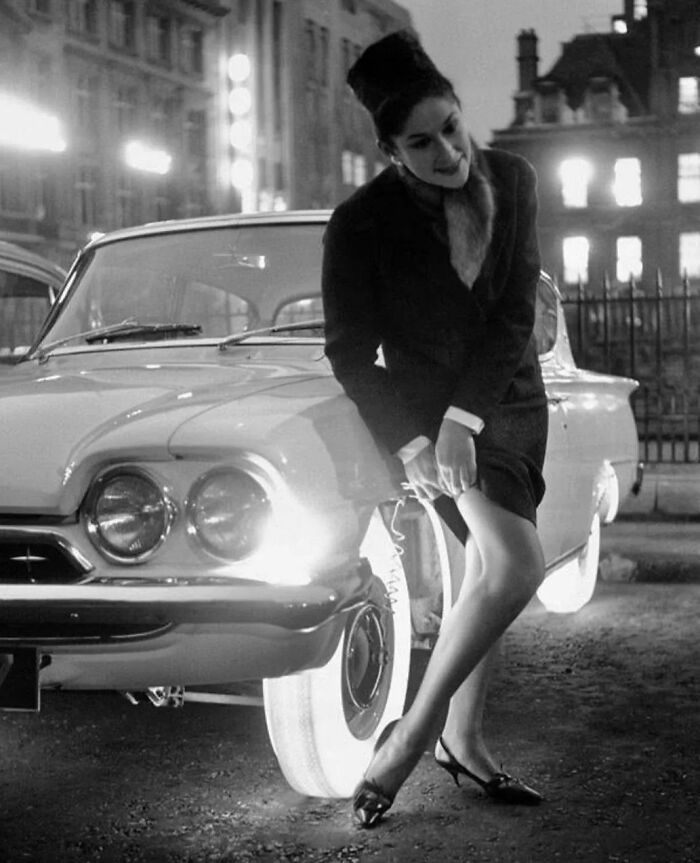 Les pneus illuminés de Goodyear en 1961.