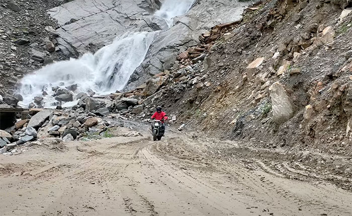 Route entre Pokharan, Jomsom et Muktinath au Népal