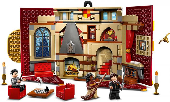 LEGO Harry Potter Le Blason de la Maison de Gryffondor : un cadeau magique  pour les fans de la saga !