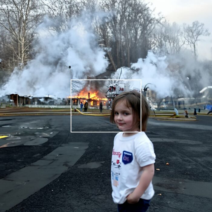 petite fille devant un feu