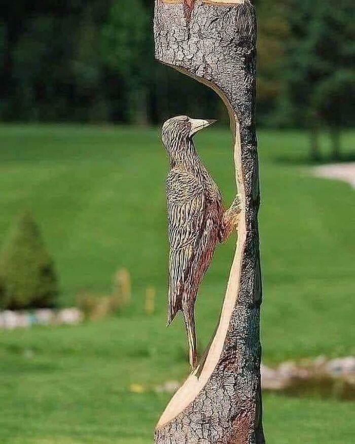 sculpture oiseau arbre