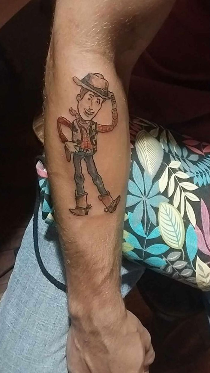 tatouage raté woody