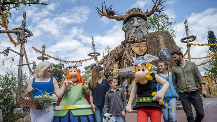 Le parc Astérix veut se tourner vers l'international et tenir tête à Disney