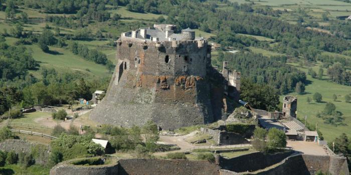 Le château de Murol