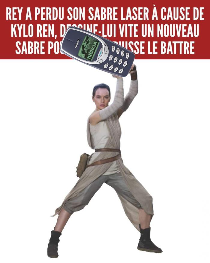 Rey avec un Nokia 3310
