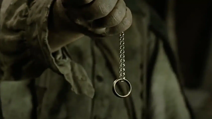 lotr movie sam and the ring