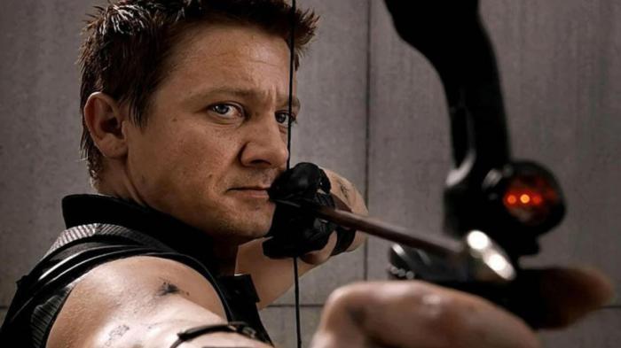 Jeremy Renner en Hawkeye dans le MCU