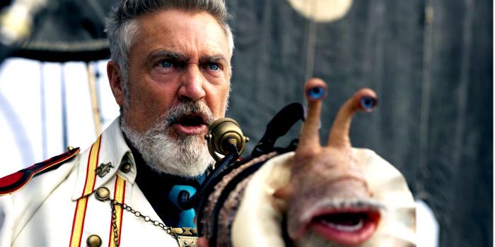 Vincent Regan joue Garp dans le live-action One Piece