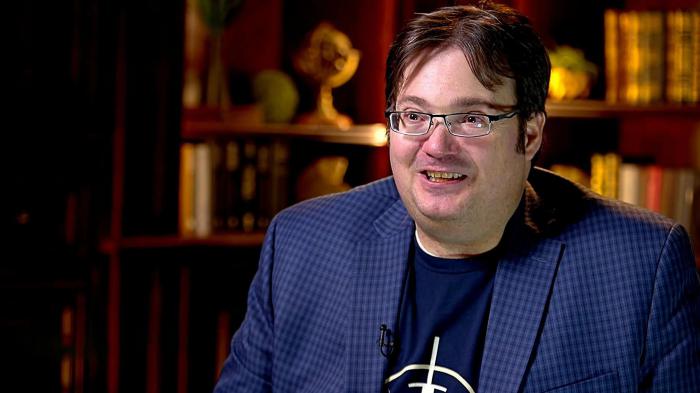 brandon Sanderson