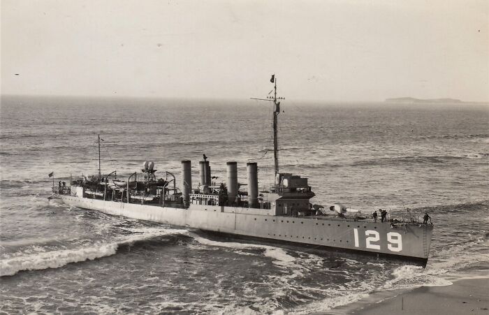 Uss Delong échoué en 1921 dans la baie Halfmoon en californie