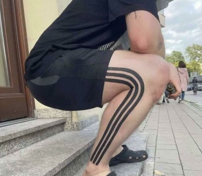 bande adidas tatouage