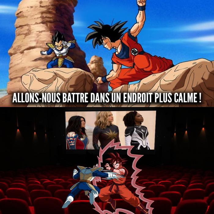 Goku et Vegeta de DBZ dans une salle de cinéma qui projette The Marvels