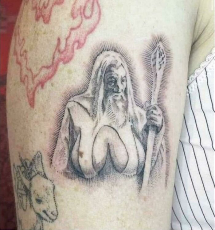Gandalf avec une paire de seins