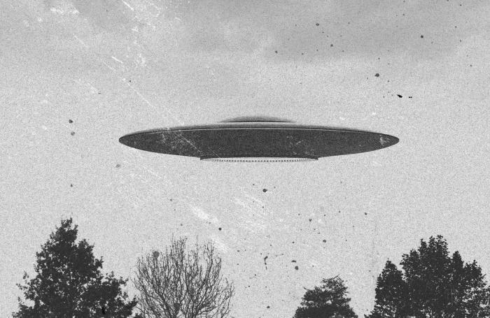 Un OVNI est un objet volant non identifié et a inspiré de très nombreux films de science-fiction.