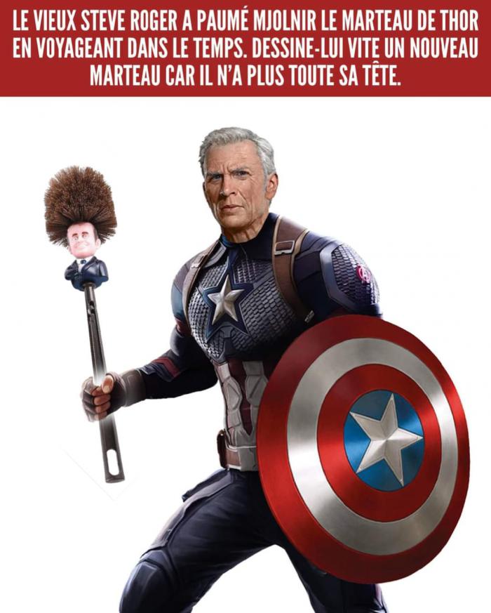 Captain America avec une brosse à chiottes