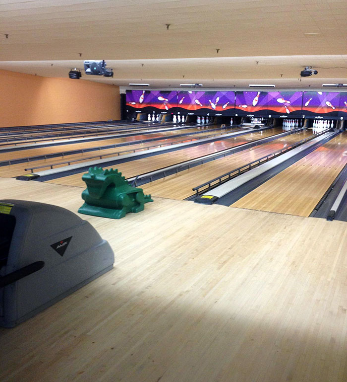 lance boule bowling
