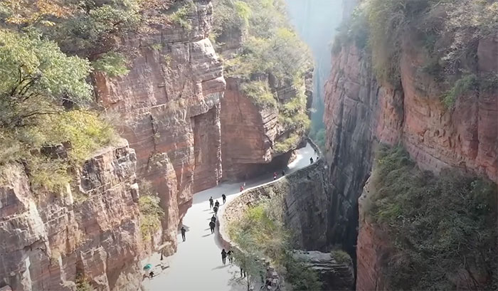 Route du tunnel de Guoliang en Chine