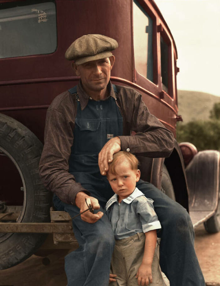 Un réfugié de la sécheresse de 1936 de Polk, Missouri, attendant l