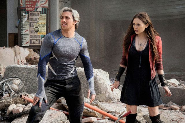 Pietro et Wanda Maximoff (Aaron Taylor-Johnson et Elizabeth Olsen) dans Avengers : l