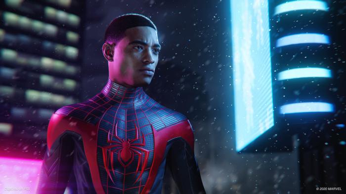 Spider-Man Miles Morales est jouable sur PS4 et PS5.